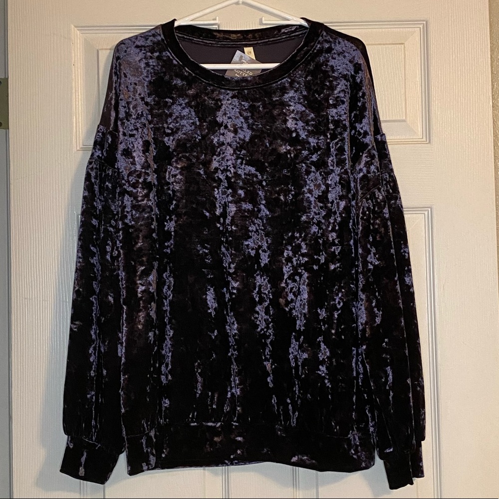 Spoiled Rotten Boutique Women’s Puff Sleeve Top.